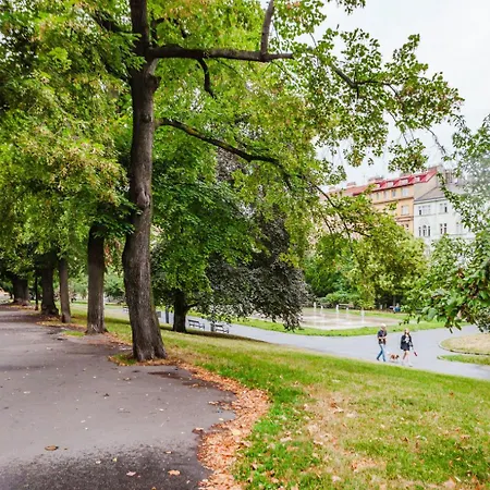 Апартаменты Blueground 2 Renovated Namesti Miru Prg-33 *