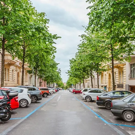 Апартаменты Blueground 2 Renovated Namesti Miru Prg-33 *