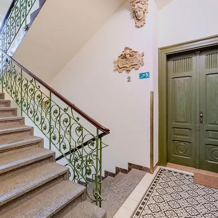 Апартаменты Blueground 2 Renovated Namesti Miru Prg-33 *
